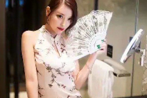娱乐圈大瓜连连!黄子韬违规停车被罚迪丽热巴新片惊喜亮相 娱乐圈大瓜连连!黄子韬违规停车被罚迪丽热巴新片惊喜亮相