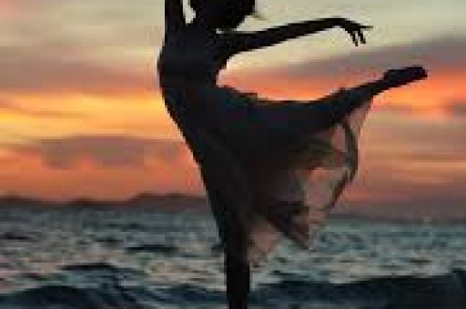 大批明星集体翻车董宇辉遭遇网友:这一次狼真的来了 大批明星集体翻车董宇辉遭遇网友:这一次狼真的来了