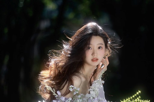 娱乐圈四月大瓜连连！娜扎放话人比角色美全红婵遭网暴报警内幕